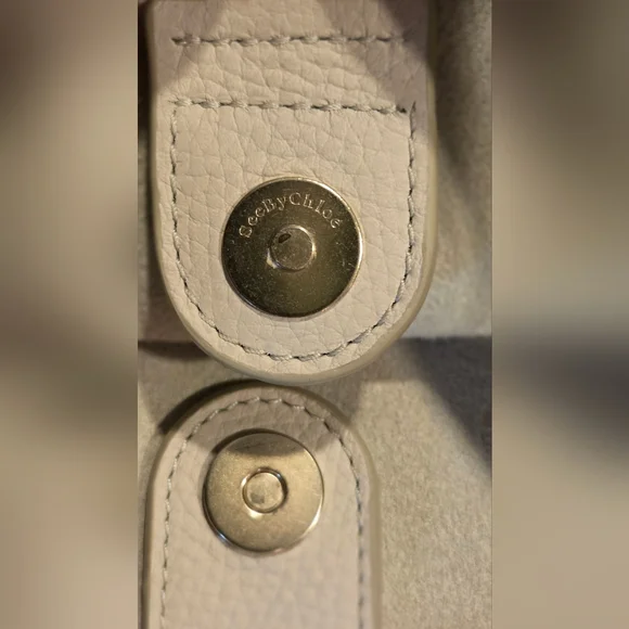 See By Chloe Cream Shoulder Bag - Picture 8 of 16